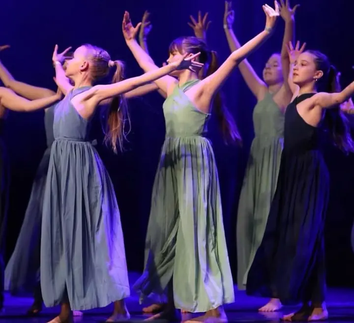 Dance Republicu tantsijad laval