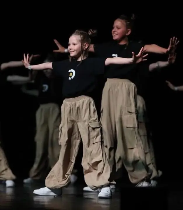 Dance Republicu tantsijad laval