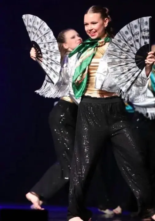 Dance Republicu tantsijad laval