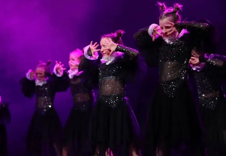 Dance Republicu tantsijad laval