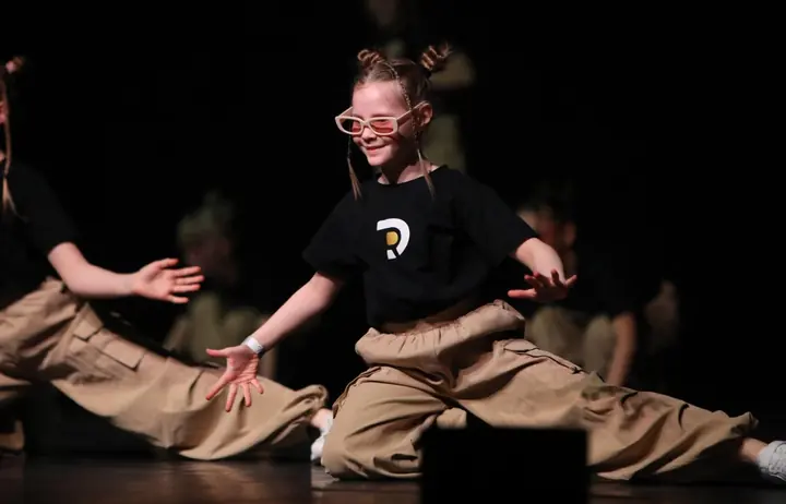 Dance Republicu tantsijad laval