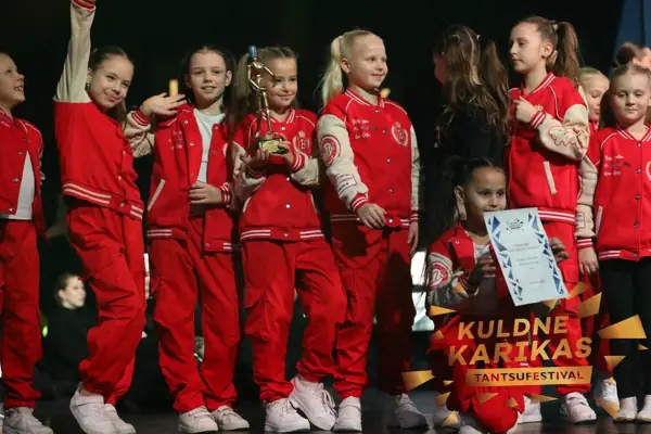 Dance Republicu tantsijad Kuldse Karika laval