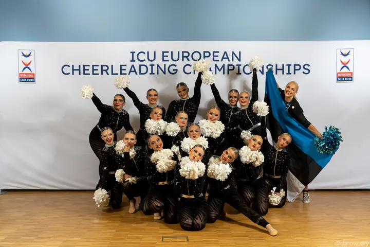 Pom-tiim ICU Euroopa cheerleadingu meistrivõistlustel